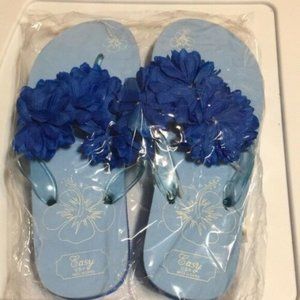 Women’s Flip Flops Flowers Top Comfort Sandals NWT